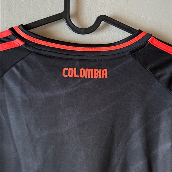 Adidas Colombia 2024-2025 Away Soccer Jersey - Picture 9 of 15